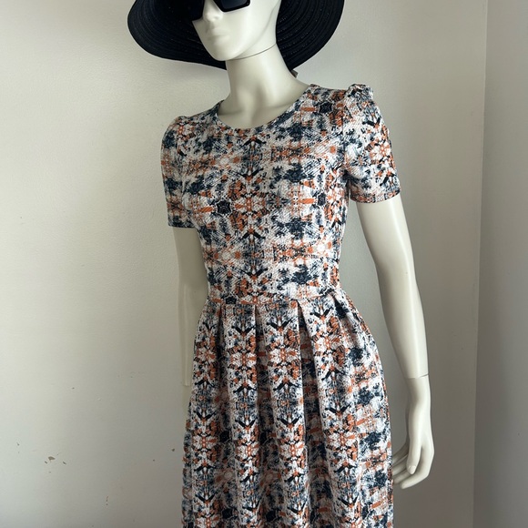 LuLaRoe Dresses & Skirts - lularoe S Elegant Multicolor Patterned pleated Dress